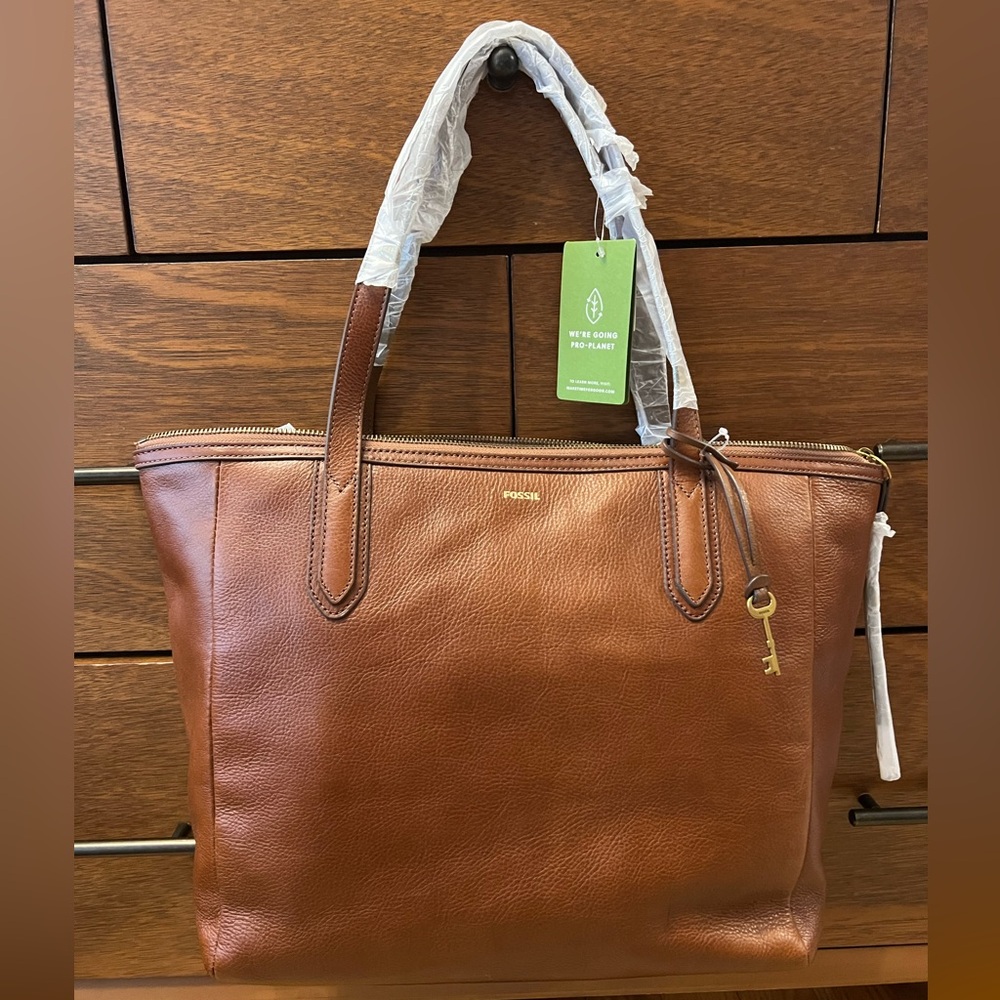 FOSSIL 17"x12"x4" Cognac Leather Sydney Shoulder Bag